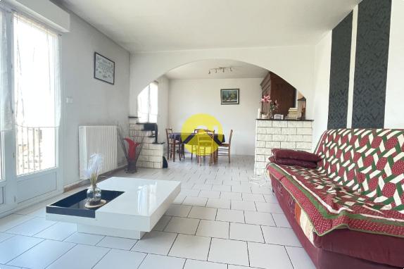 APPARTEMENT AVEC BALCON
