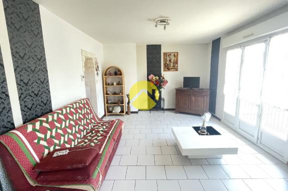 APPARTEMENT AVEC BALCON
