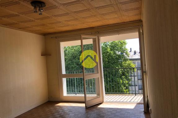 APPARTEMENT AVEC BALCON