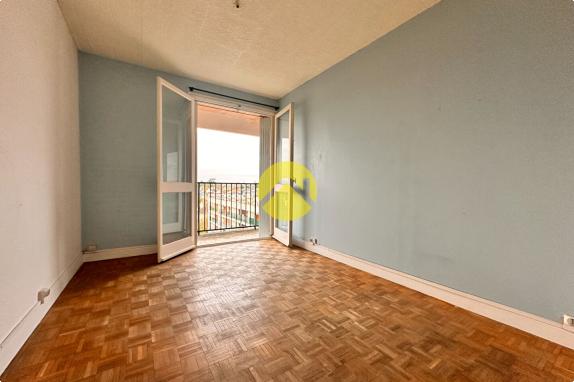 APPARTEMENT AVEC BALCON
