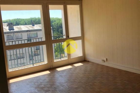 APPARTEMENT AVEC BALCON