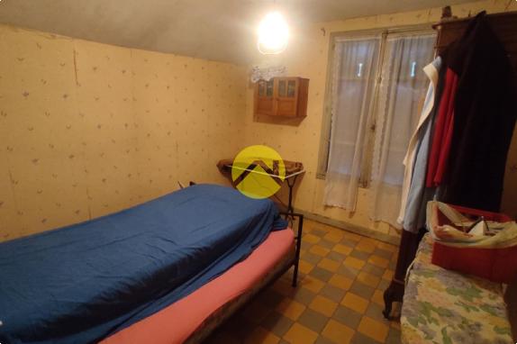 Maison mitoyenne sur étage