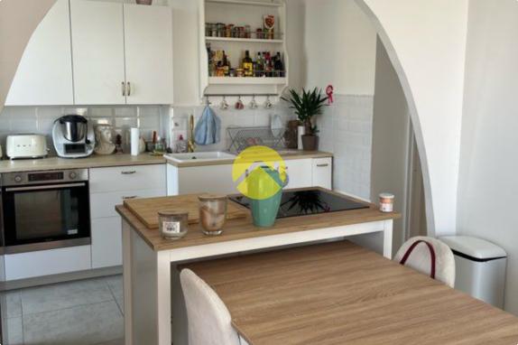 T4 rénové 83 m² avec cave 