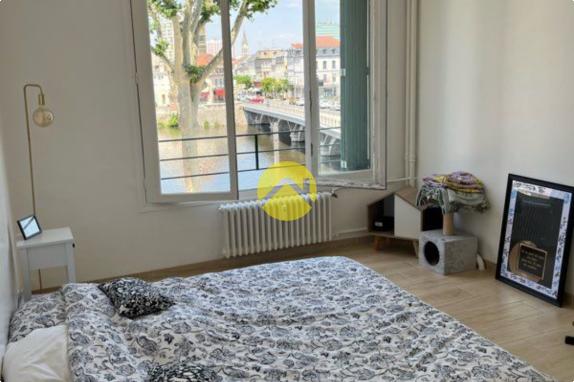 T4 rénové 83 m² avec cave 