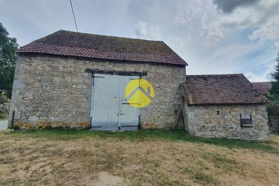 MAISON DE VILLAGE A RENOVER