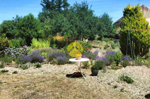 Maison avec jardin