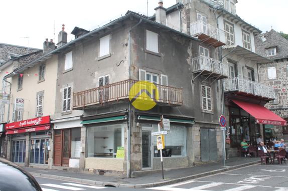Appartement + local commercial