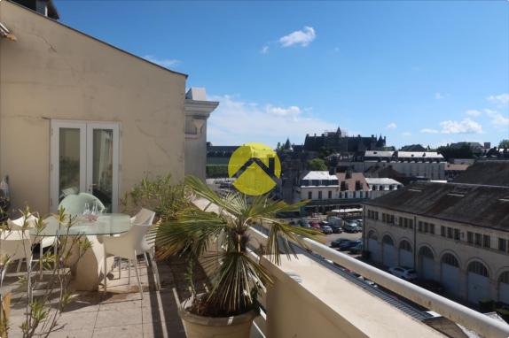 APPARTEMENT AVEC TERRASE