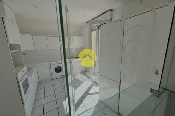 APPARTEMENT AVEC TERRASE