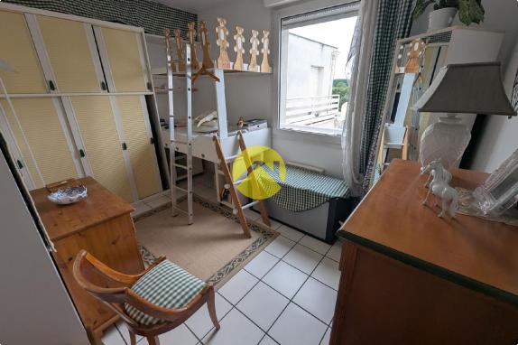 APPARTEMENT AVEC TERRASE