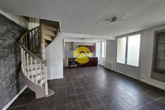 Maison de ville double potentiel