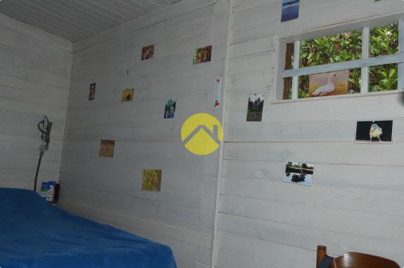 JOLI TERRAIN DE LOISIRS