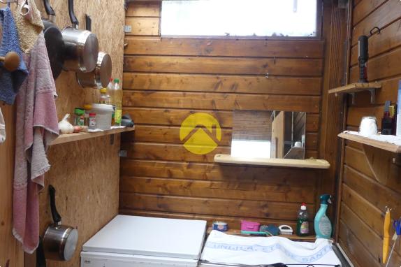 JOLI TERRAIN DE LOISIRS