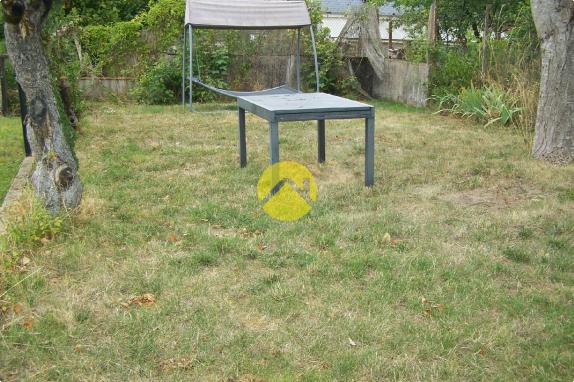 AU CALME D'UNE IMPASSE T.3 DE 94 M²
