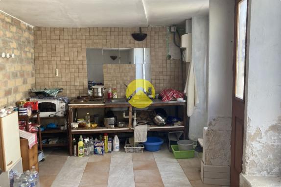 MAISON A REHABILITER