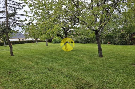 JOLI TERRAIN CONSTRUCTIBLE