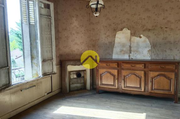 Maison+dépendances+terrain