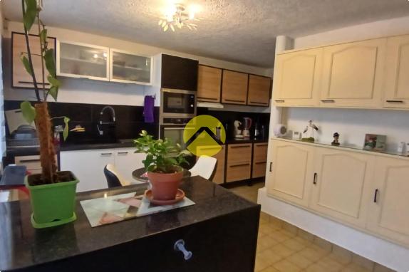 Maison T5 + dépendance