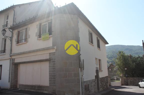maison de bourg 