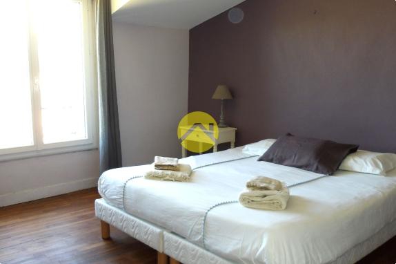 MAISON TOTALMENT RENOVEE 