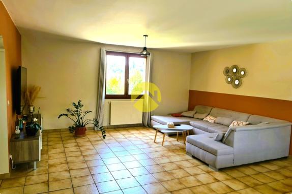 MAISON AVEC STUDIO INDEPENDANT