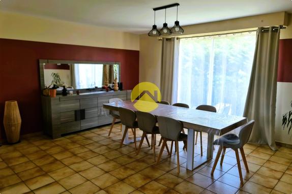 MAISON AVEC STUDIO INDEPENDANT