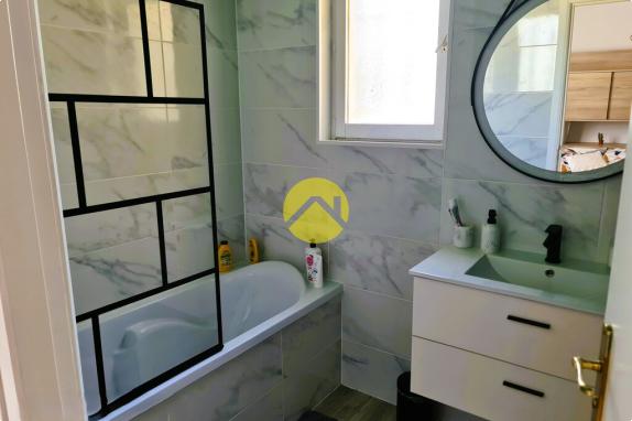 MAISON AVEC STUDIO INDEPENDANT