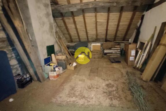 Maison mitoyenne d'un côté