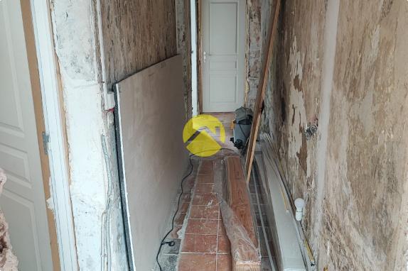 Maison à rénover de 183 m²...