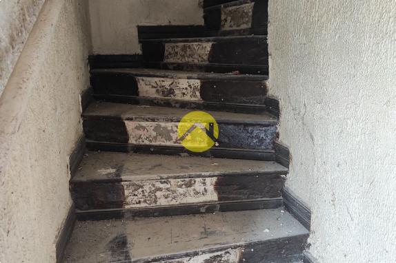 Maison à rénover de 183 m²...