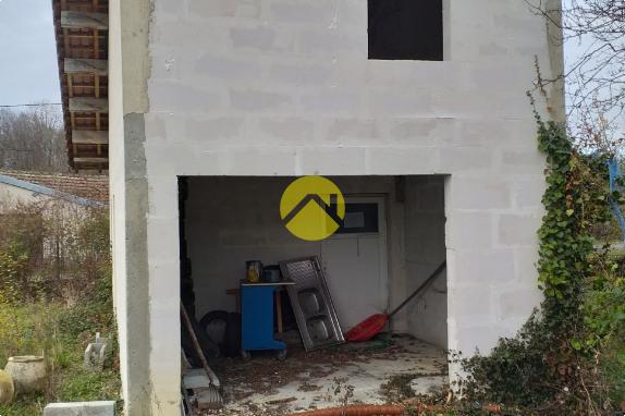  terrain constructible 2000m² 