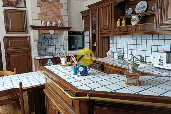 Maison 172 m² sur 9160m² attenant..
