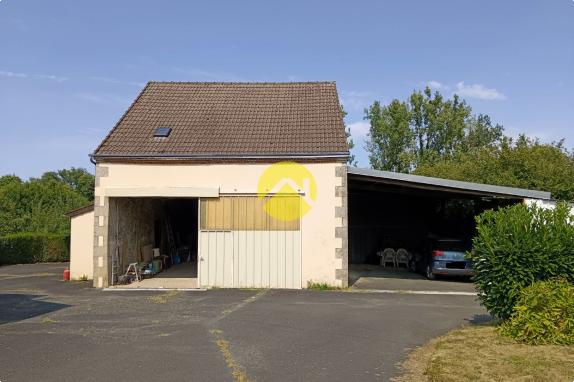 Maison 172 m² sur 9160m² attenant..