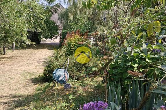 Maison 172 m² sur 9160m² attenant..