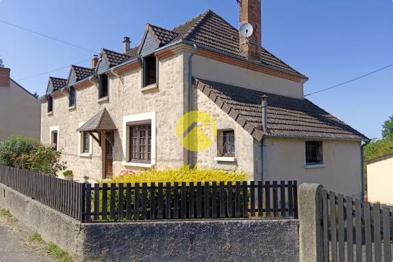 Maison 172 m² sur 9160m² attenant..