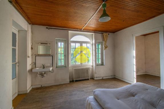 Immeuble au centre Le Bugue