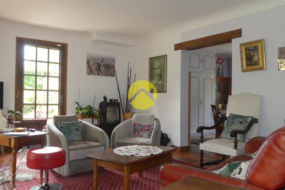 SUPERBE MAISON FAMILIALE