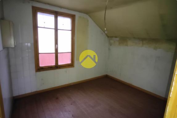 Maison mitoyenne d'un côté