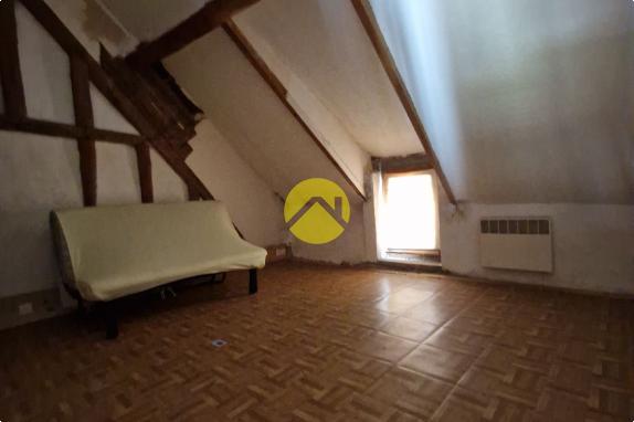 PETITE MAISON
