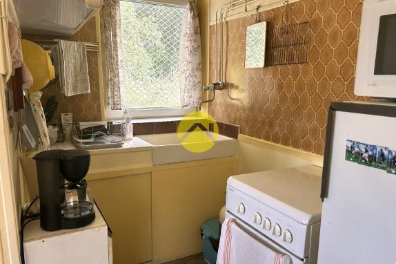 MAISON DE VACANCES OU JEUNE COUPLE