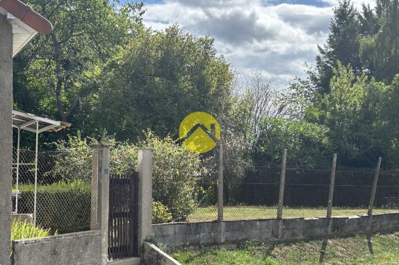 MAISON DE VACANCES OU JEUNE COUPLE