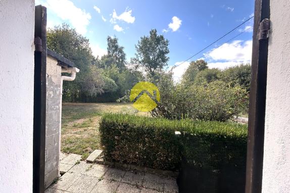 MAISON DE VACANCES OU JEUNE COUPLE