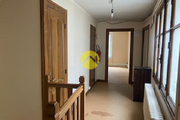 Local commercial 120 m²  