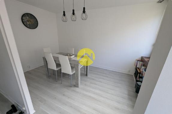 Appartement 3 ch+bureau.garage.cave