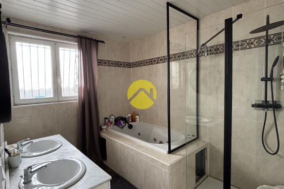 MAISON 3 CHAMBRES GARAGE, PLAGE 7km
