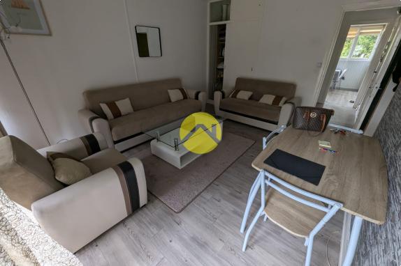 APPARTEMENT AVEC BALCON