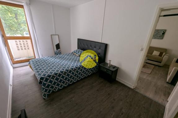 APPARTEMENT AVEC BALCON