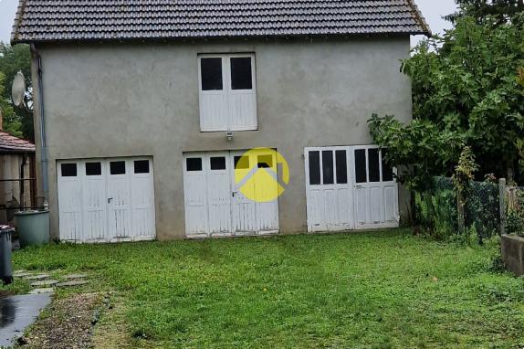Maison avec terrain & dependances