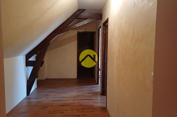 MAISON RENOVEE 200 M2-RARE LONGERE 