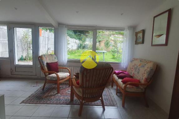 Maison mitoyenne rénovée